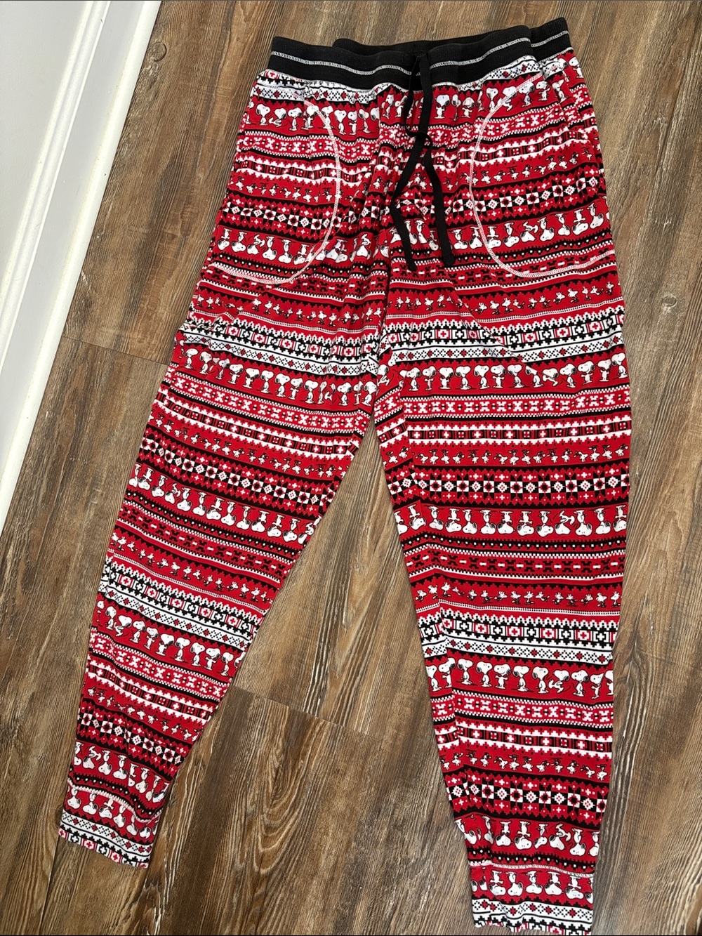 Peanuts Red Black Holiday Patterned Pajama Joggers